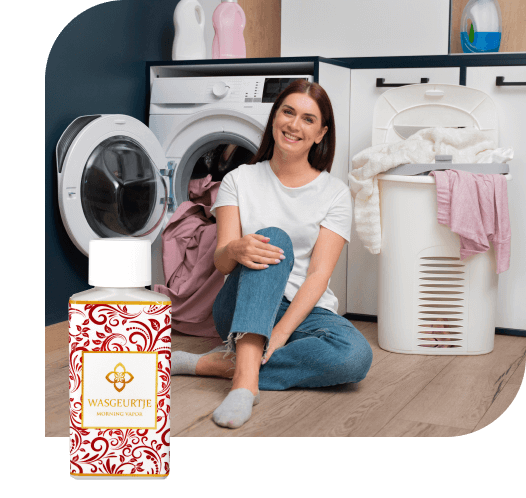 vrouw naast wasmachine blij met haar morning vapor